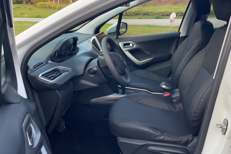 Used Peugeot 2008 2014 1.6L Automatic Fashion Edition
