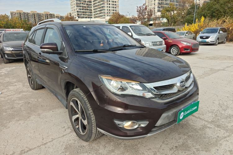 Used BYD S7 2016 2.0T Automatic Prestige Plus Front Right 45 Deg