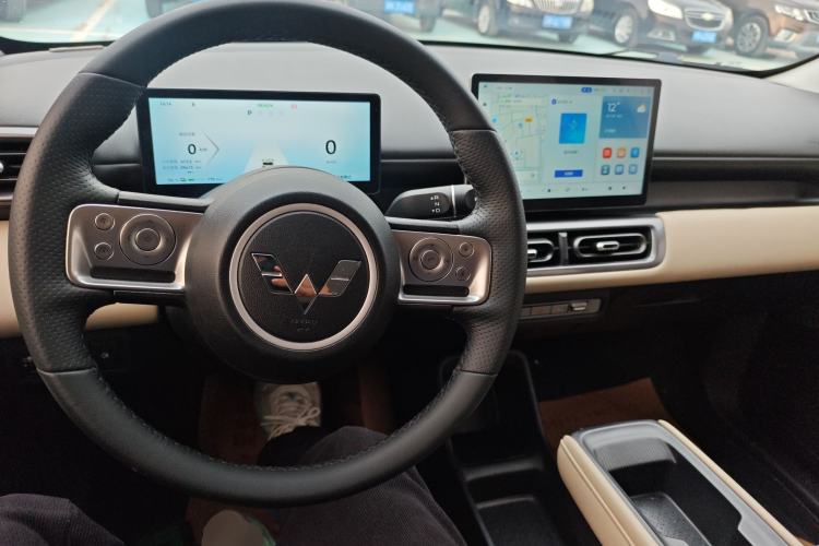 Used Wuling Bingo PLUS 2024 510 km Flagship Edition Four-Seater Version
