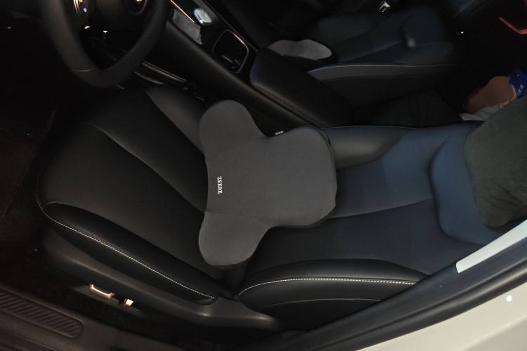 Used Baojun Yunhai 2024 60km Plug-in Hybrid Version