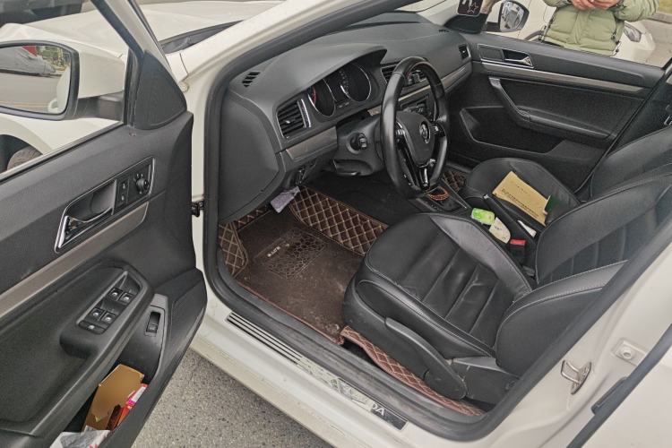 Used Volkswagen Lavida 2017 1.6L Automatic Comfort Edition