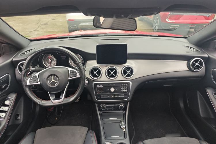 Used Mercedes-Benz CLA 2016 CLA 220 4MATIC Center Console