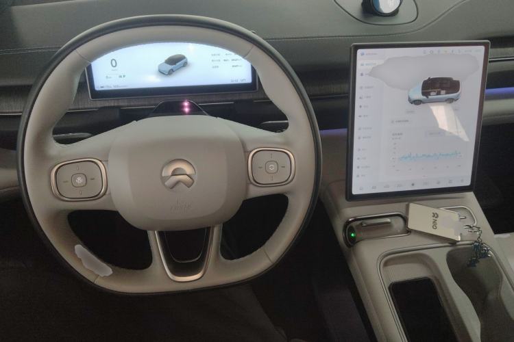 Used Nio ES6 2024 75 kWh
