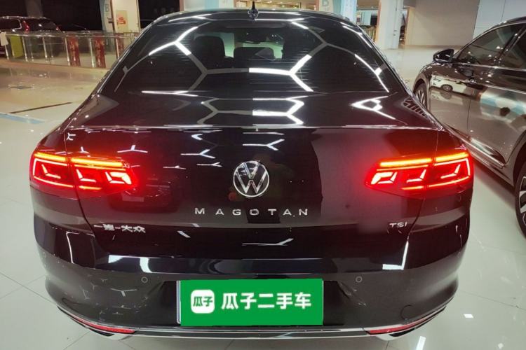 Used Volkswagen Magotan 2023 2 Million Units Limited Edition 330TSI DSG Leading Version
