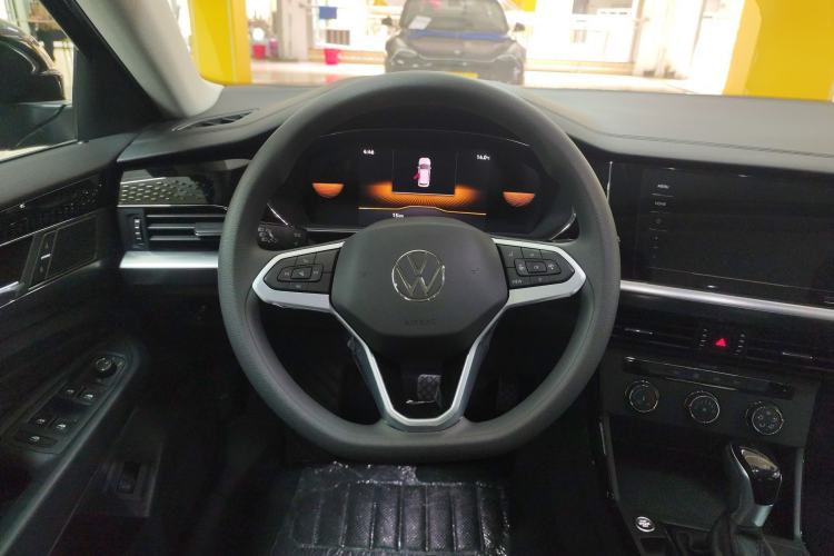 Used Volkswagen Passat 2024 280TSI Business Edition
