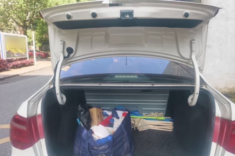 Used Volkswagen Jetta 2013 1.6L Manual Comfort Model
