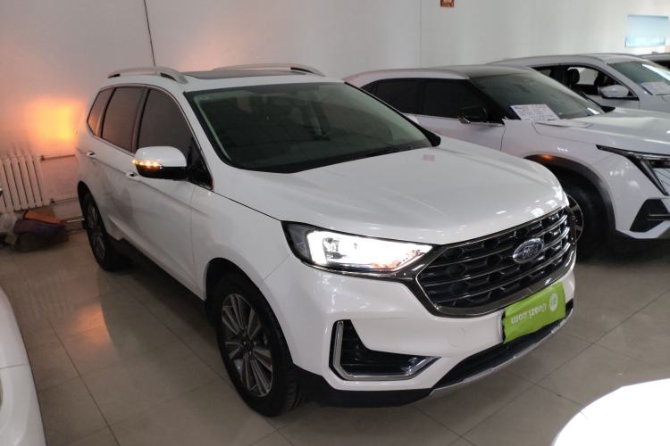 Used Ford Edge 2021 PLUS EcoBoost 245 Two-Wheel-Drive Platinum Edition 5 Seats
