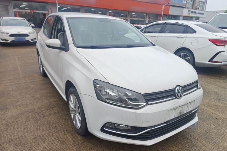 Used Volkswagen Polo 2014 1.6L Automatic Comfort Edition Front Right 45 Deg