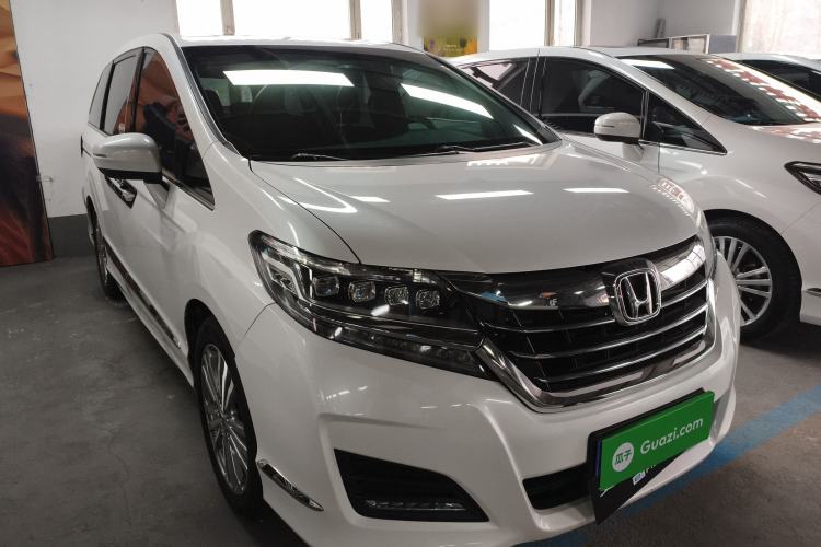 Used Honda Elysion 2016 2.4L Luxury Edition
