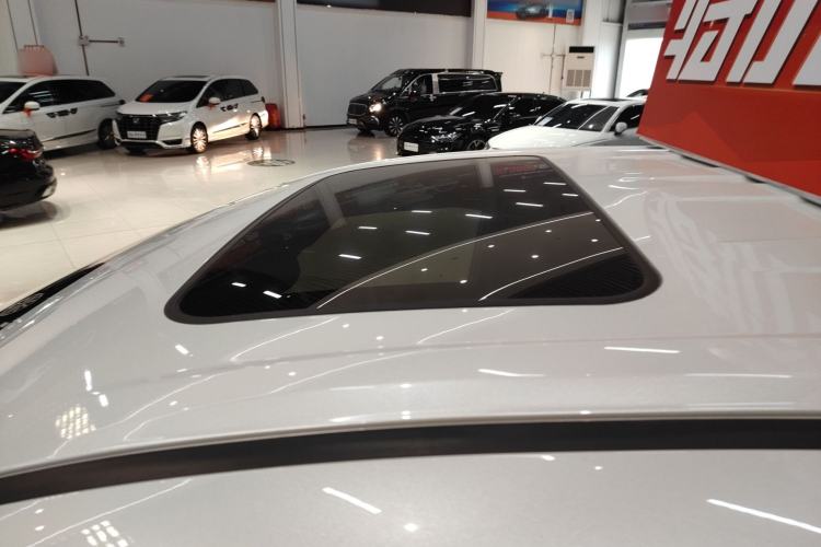 Used Toyota Sienna 2021 2.5L Hybrid Premium Edition
