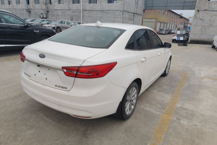 Used Ford Escort 2015 1.5L Automatic Fashion Model