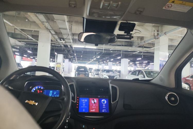 Used Chevrolet Trax 2016 1.4T Automatic Two-Wheel Drive Comfort Version with Sunroof