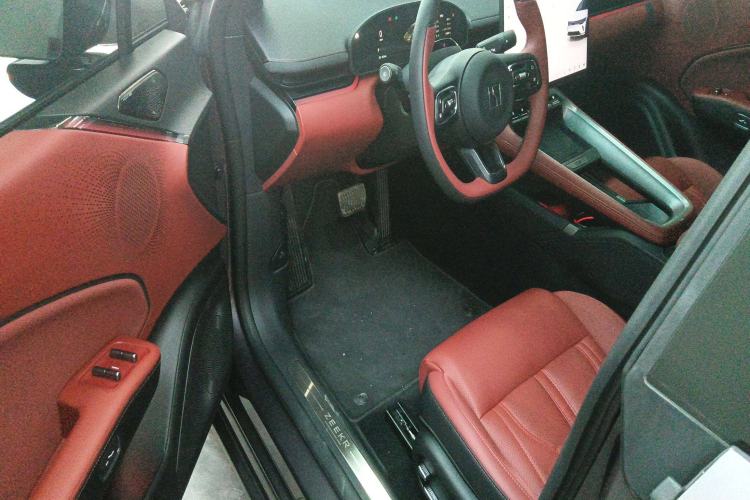 Used Zeekr 007GT 2025 Rear-Drive Intelligent Driving Version 75 kWh