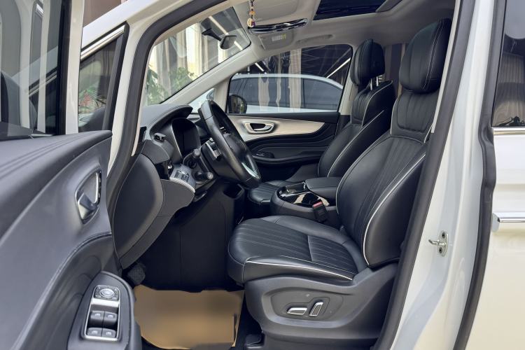 Used Roewe iMAX8 2021 400TGI Flagship Edition
