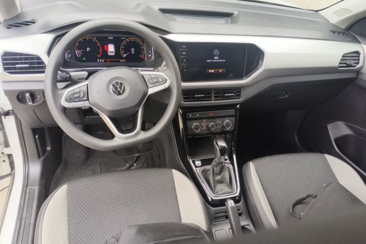 Used Volkswagen Tacqua 2021 1.5L Automatic Yue Zhi Lian Edition Center Console