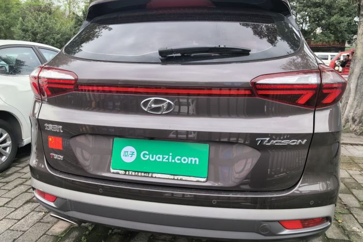 Used Hyundai Tucson 2019 280TGDi Dual-Clutch Two-Wheel Drive Fashion Edition China V Standard Rear