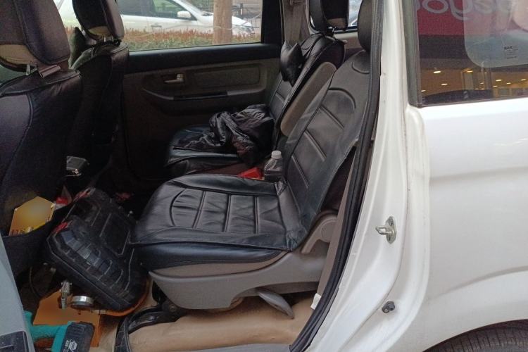 Used BAIC Weiwang M20 2014 1.5L practical type BJ415A Left Rear Seat