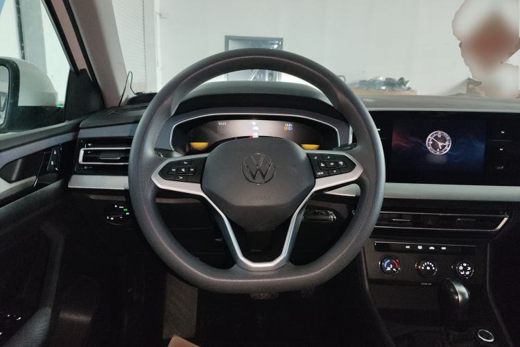 Used Volkswagen Lavida 2024 1.5L Automatic DeYi Edition Steering Wheel