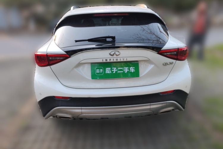 Used Infiniti QX30 2017 1.6T Two-Wheel-Drive Sport Edition