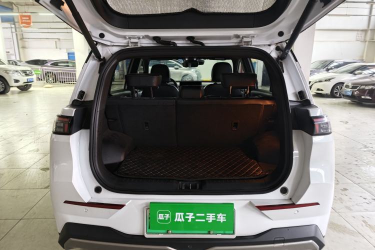 Used AION Y 2021 70 Enjoyment Tech Edition Trunk