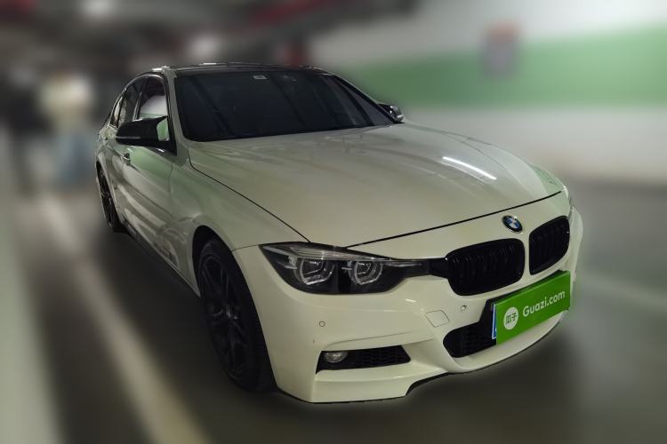 Used BMW 3 Series 2019 320i M Sport Night Edition Front Right 45 Deg