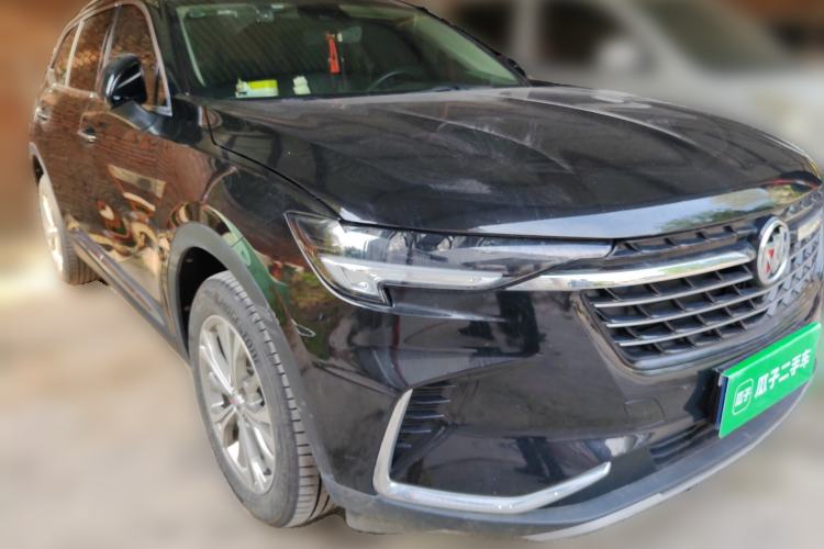 Used Buick Envision 2022 Encore Plus 652T Five-Seat All-Wheel-Drive Luxury Model Front Right 45 Deg