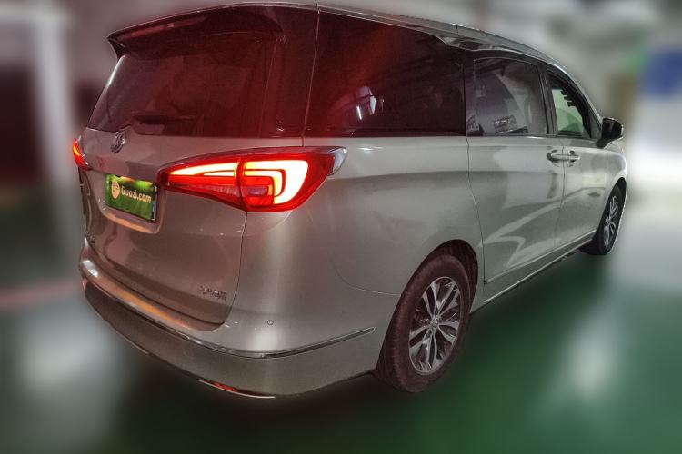 Used Buick GL8 2017 ES 28T Flagship Model China V Standard