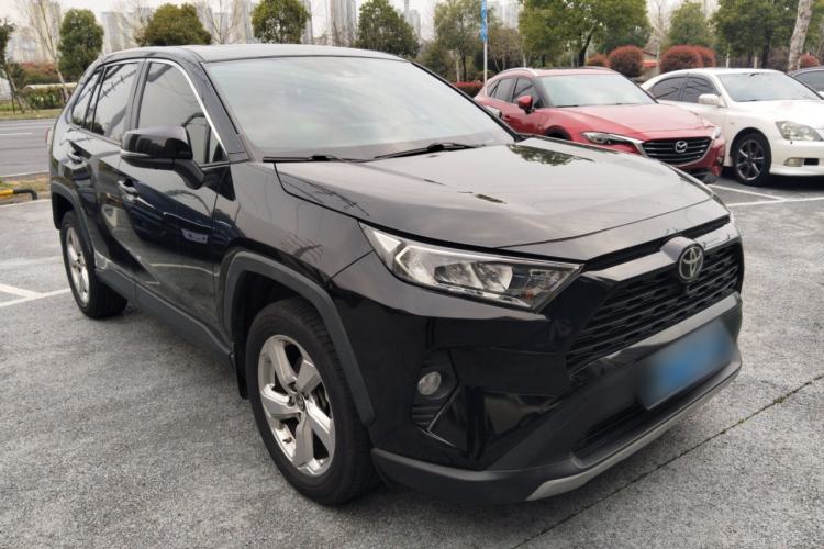 Used Toyota RAV4 2021 2.0L CVT 4x4 Trend Edition