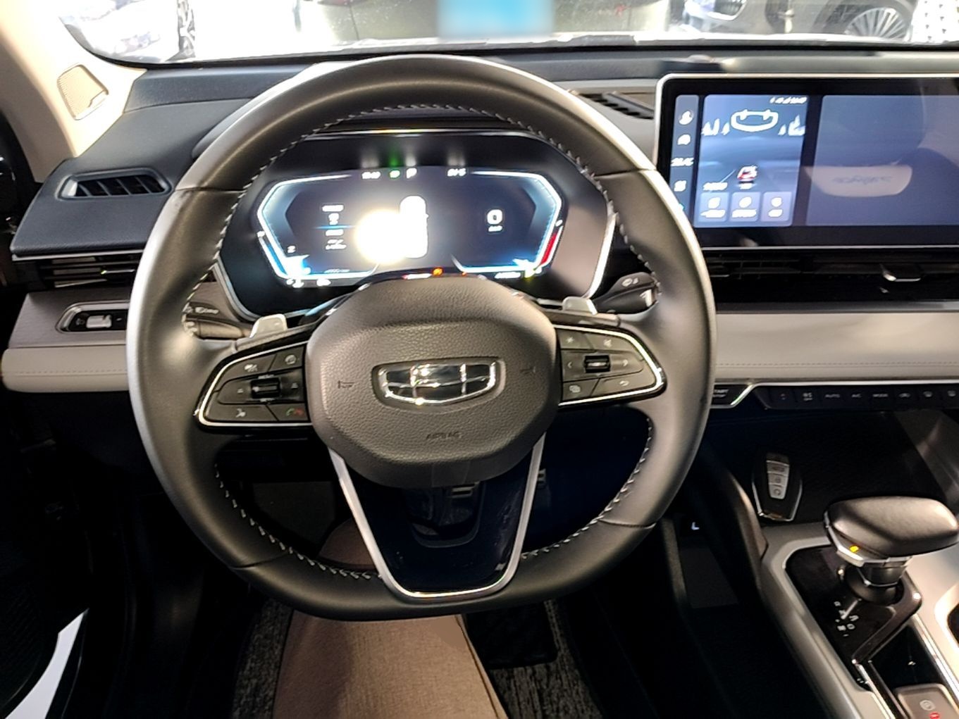 Geely Auto Preface 2023 2.0TD Prestige Version — снимка 13