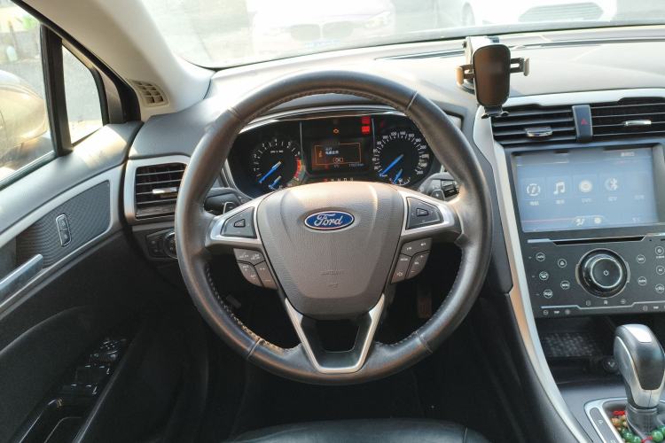 Used Ford Mondeo 2013 2.0L GTDi 200 Fashion Edition