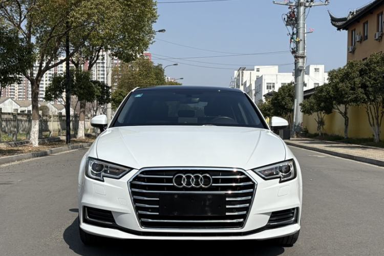 Used Audi A3 2020 Restyled Sportback 35 TFSI Entry-Level China VI Emission Standard