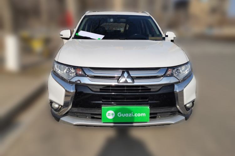 Used Mitsubishi Outlander 2017 2.0L Two-Wheel Drive Glory Edition 5 Seats
