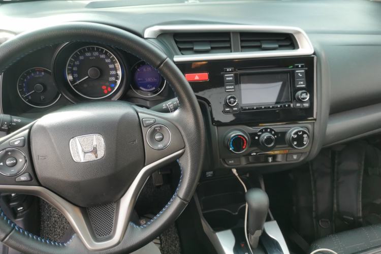 Used Honda Fit 2016 1.5L LXS CVT Comfort Sunroof Version
