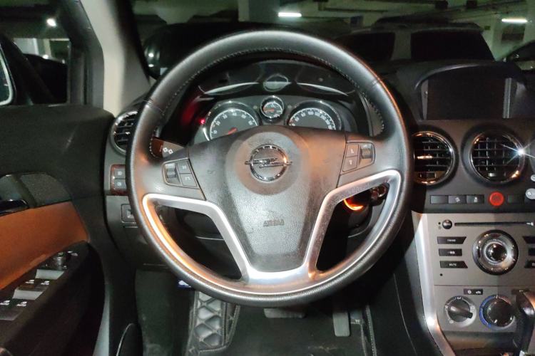 Used Opel Antara 2012 2.4L Two-Wheel-Drive Comfort Edition
