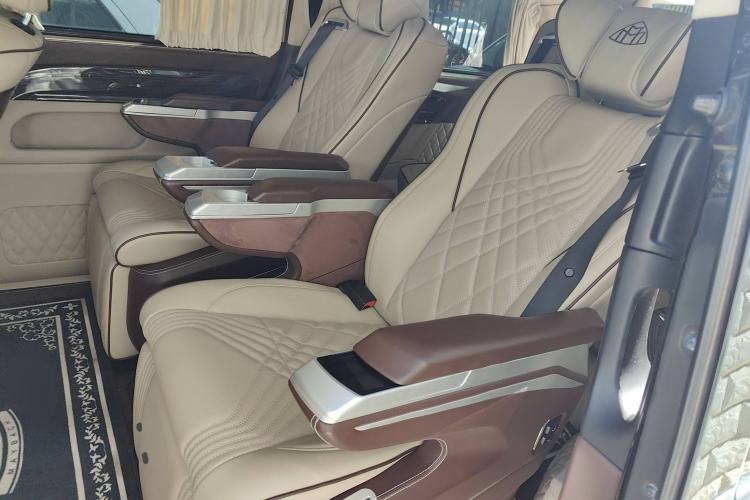 Used Mercedes-Benz Vito 2021 2.0T Business Version 7 Seats
