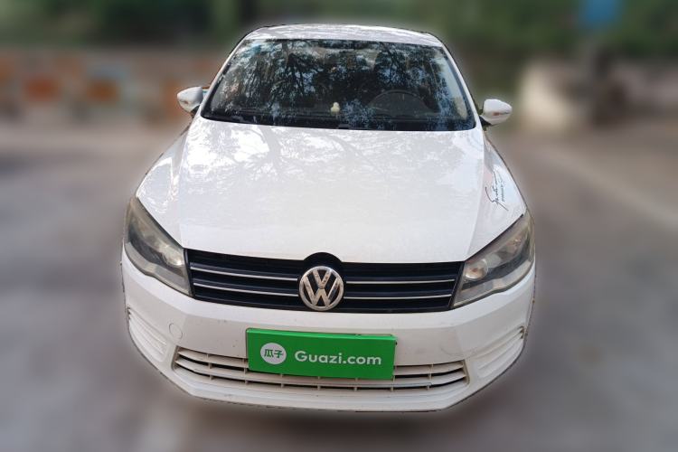 Used Volkswagen Jetta 2015 Value Edition 1.6L Manual Fashionable Style Front