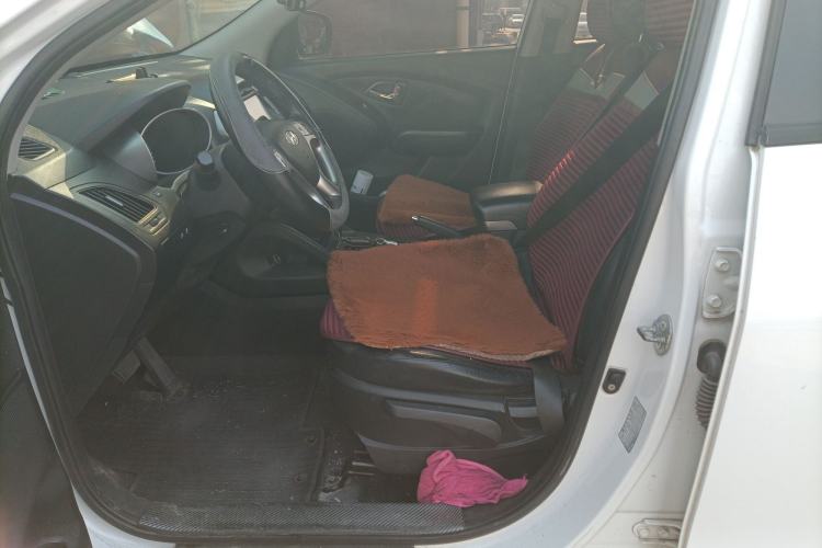 Used Hyundai ix35 2010 2.0L Automatic Two-Wheel Drive Elite Edition GLS
