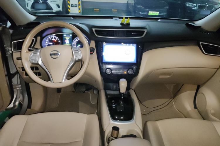 Used Nissan X-Trail 2015 2.0L CVT Comfort MAX Edition 2WD