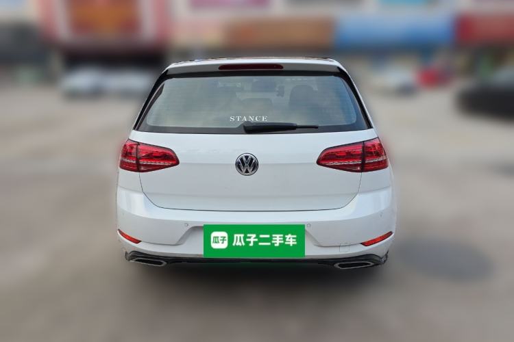 Used Volkswagen Golf 2016 1.6L Automatic Fashion Model
