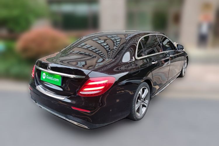 Used Mercedes-Benz E-Class 2018 Facelift E 200 L Sport Edition
