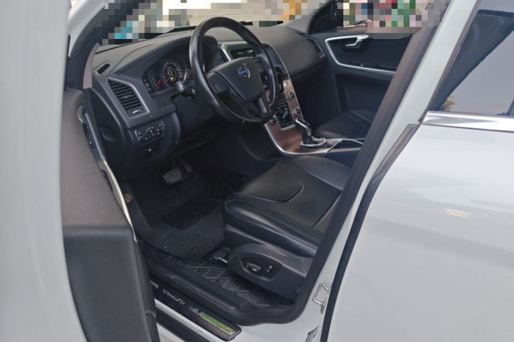 Used Volvo XC60 2015 T5 Smart Edition

