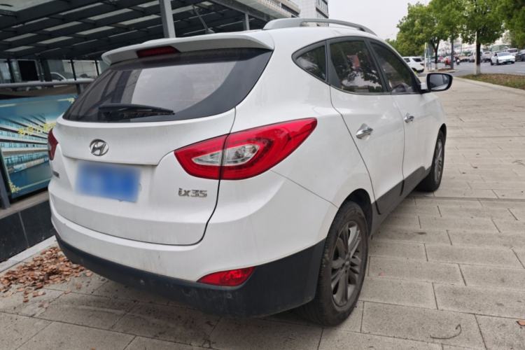 Used Hyundai ix35 2015 2.0L Automatic 2WD Smart Version China V Standard
