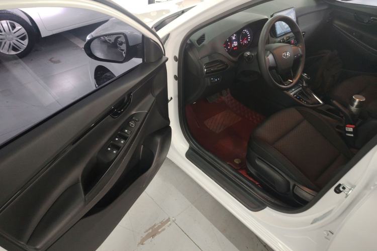 Used Hyundai Celesta 2020 1.6L Automatic GL Enjoyable Edition