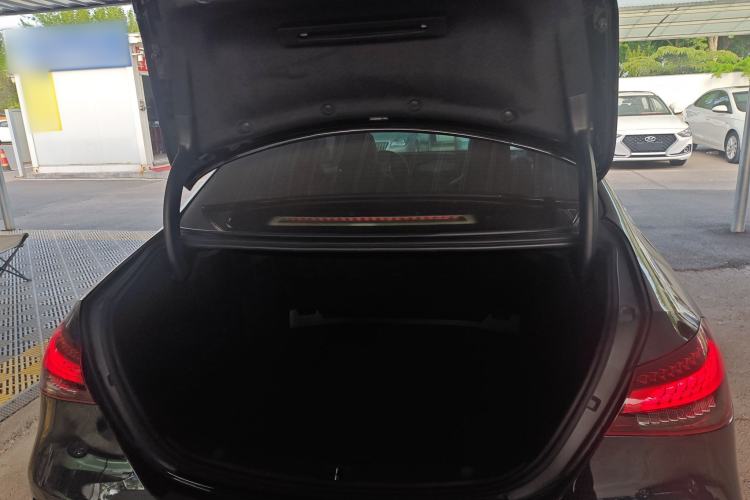 Used Mercedes-Benz E-Class 2021 Restyled E 300 L Luxury Edition
