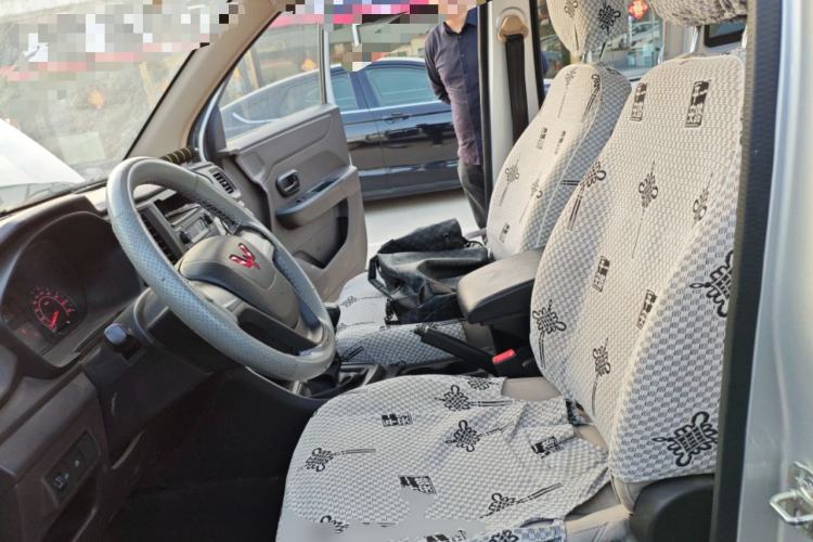 Used Wuling Hongguang V 2021 1.5L Jingqu Version LAR Left Front Seat