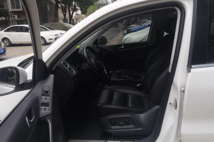 Used Volkswagen Tiguan 2015 1.8TSI Automatic Two-Wheel Drive Luxury Model Left Front Seat