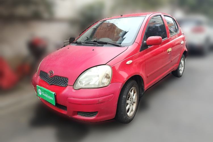 Used FAW Weizi 2004 1.3L Manual Deluxe Model