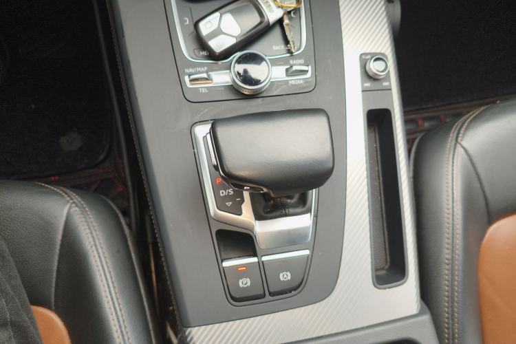 Used Audi Q5L 2020 45 TFSI Prestige Fashion Model