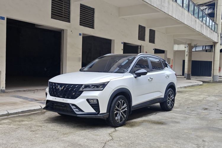 Used Wuling Alvez 2022 1.5T CVT Trendy & Cool Edition