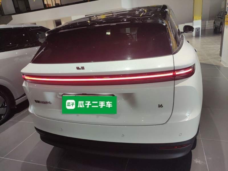 Used Li Auto i6 2025 Model Two-Wheel-Drive Standard Type — 5